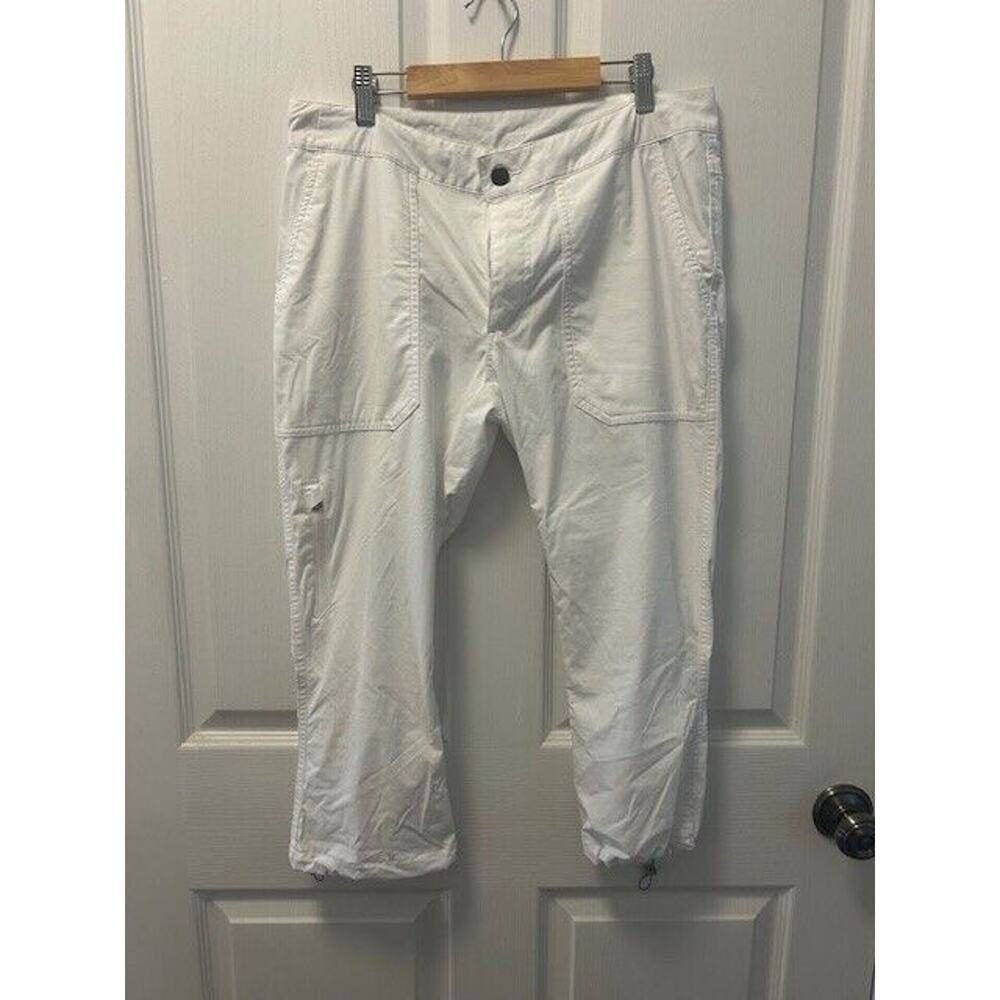 Columbia Capri Pants with Draw strings on pant legs